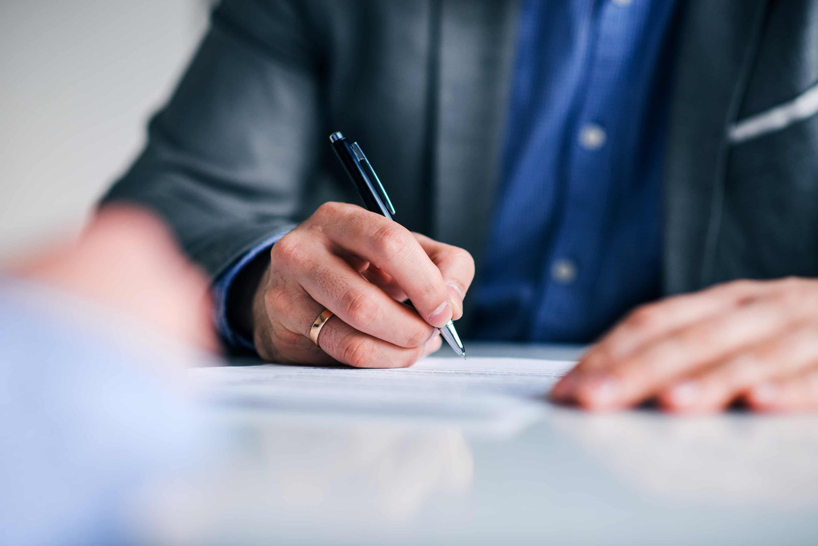 Litigio y Resolución de Disputas